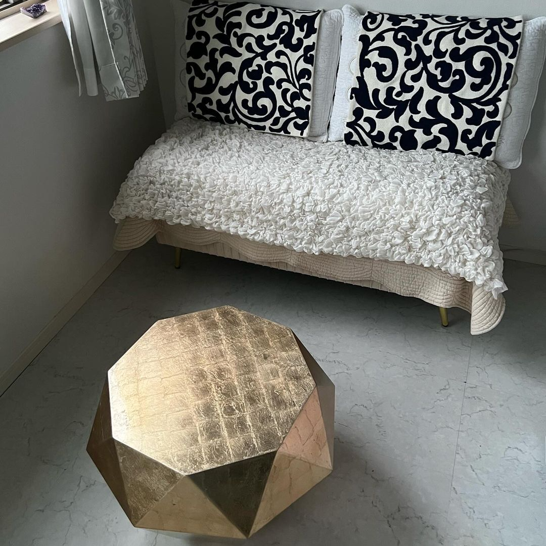 お部屋のアクセントになるダイヤモンドテーブルで空間に彩りをプラス お部屋のアクセントになるダイヤモンドテーブルで空間に彩りをプラス