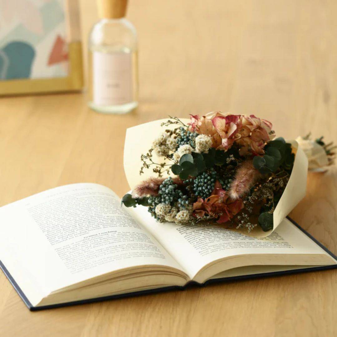 母の日】花のギフトはアートフラワー（造花）がおすすめ2024｜費用感や