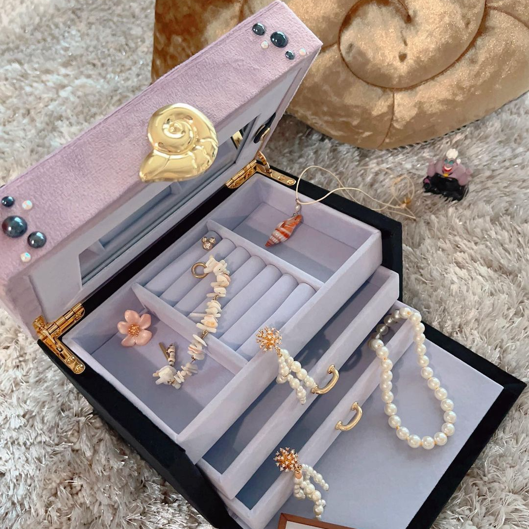 新品 フランフラン アースラ ジュエリーボックス L リトル・マーメイド』に登場する「アースラ」をイメージした