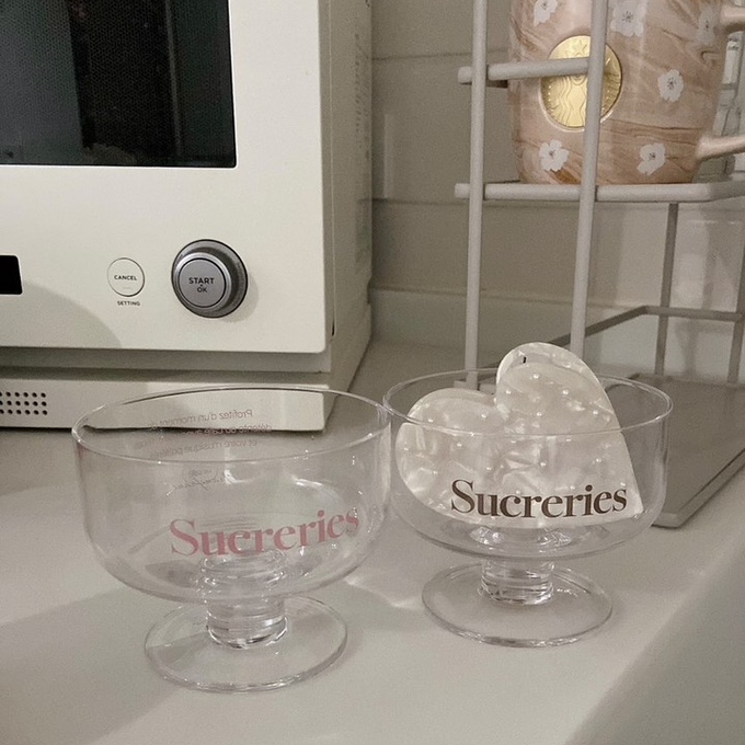 おしゃれなカフェでティータイムを過ごしているような気分になれるデザートグラス