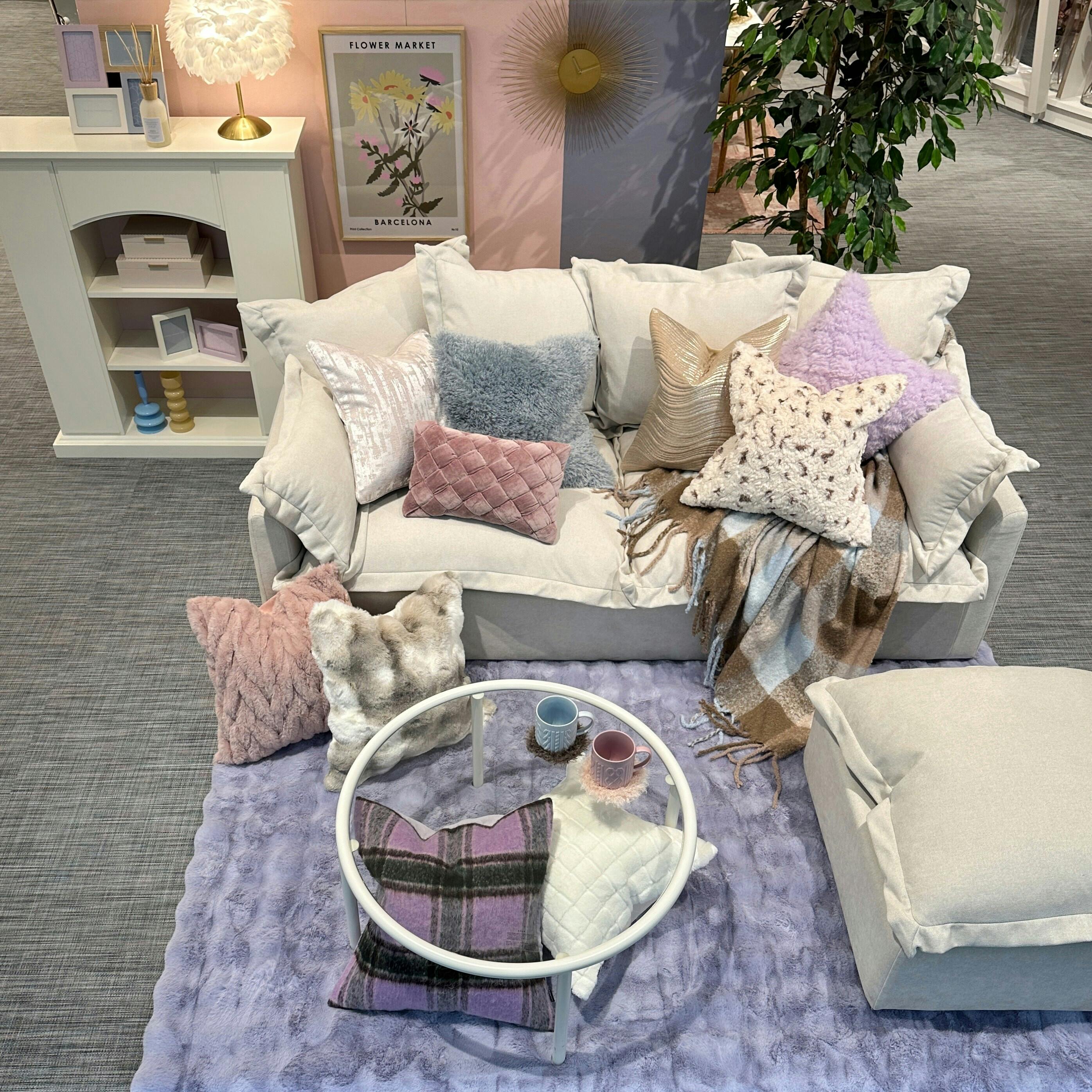 10万円相当】Francfrancのソファー&クッション&ラグ ラグマットが 