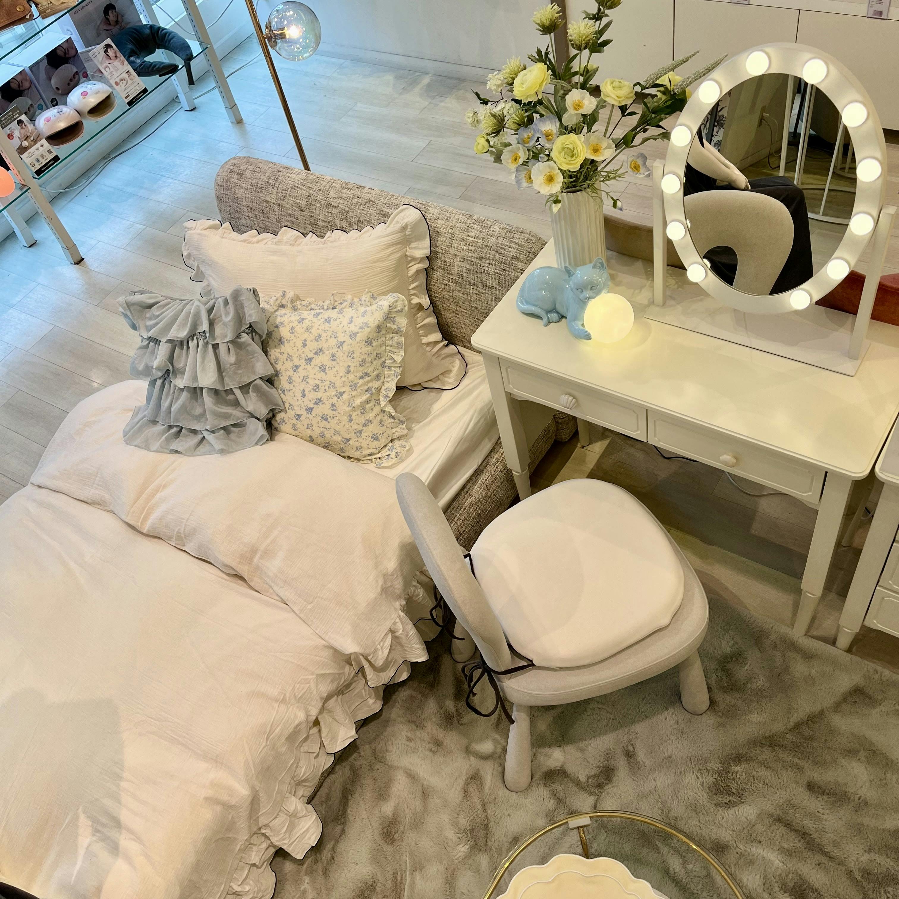 低反発 ミーティス ラグ 2 M 2000×1400 ライトグリーン | Francfranc