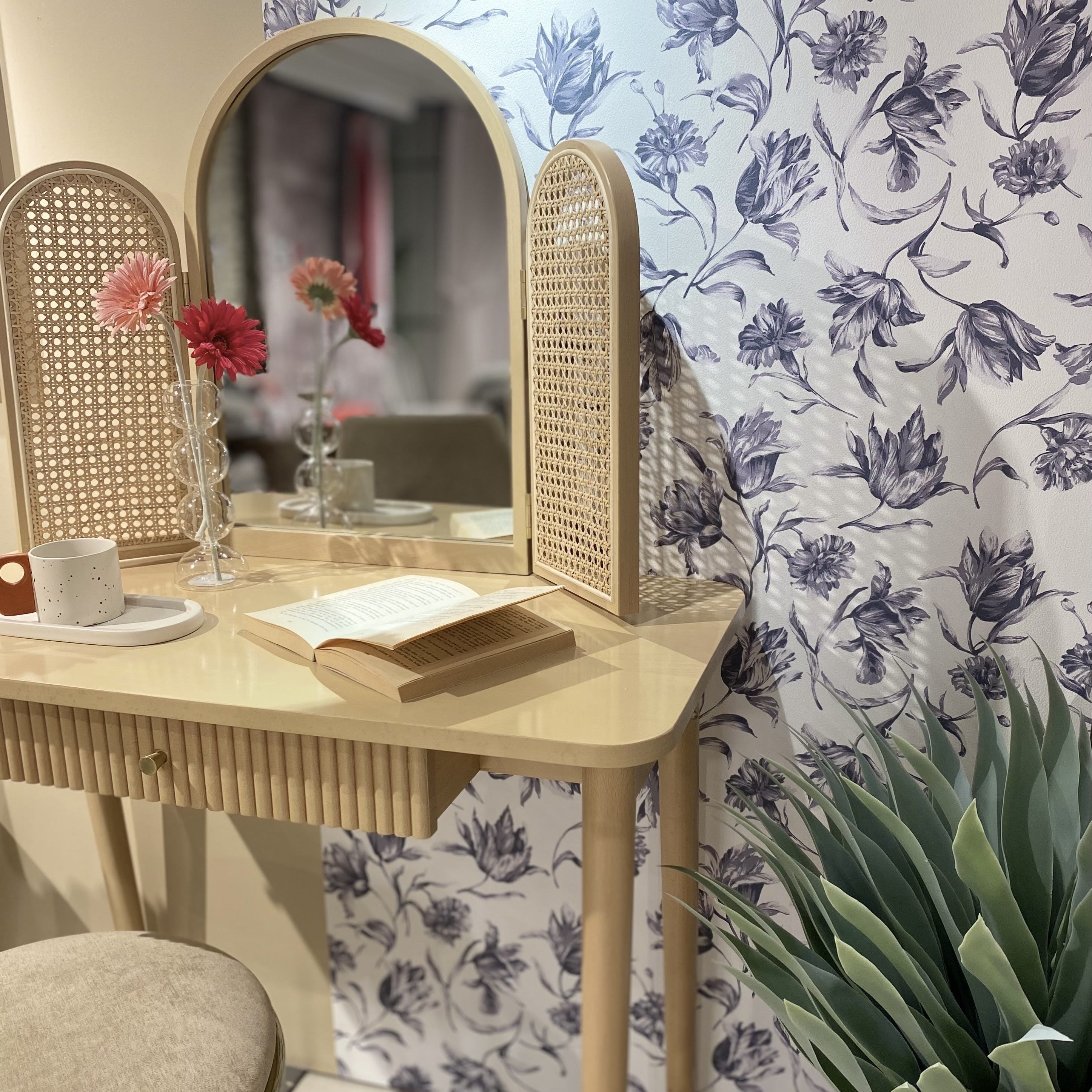 値下げしました！！?Francfranc ドレッサー ナチュラルテイスト No.2716?