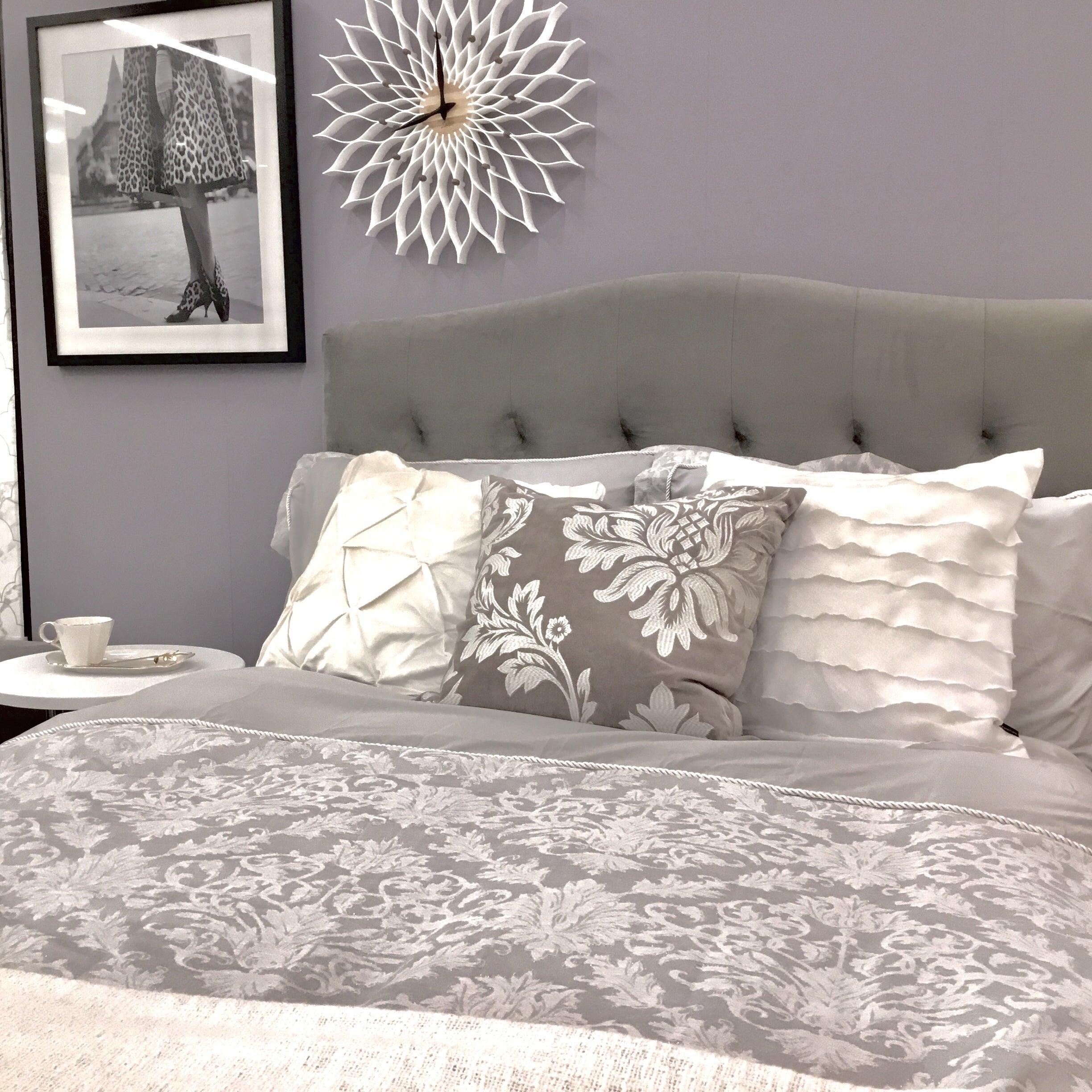 エレガントにまとめた、大人らしい雰囲気のベット周り | Francfranc