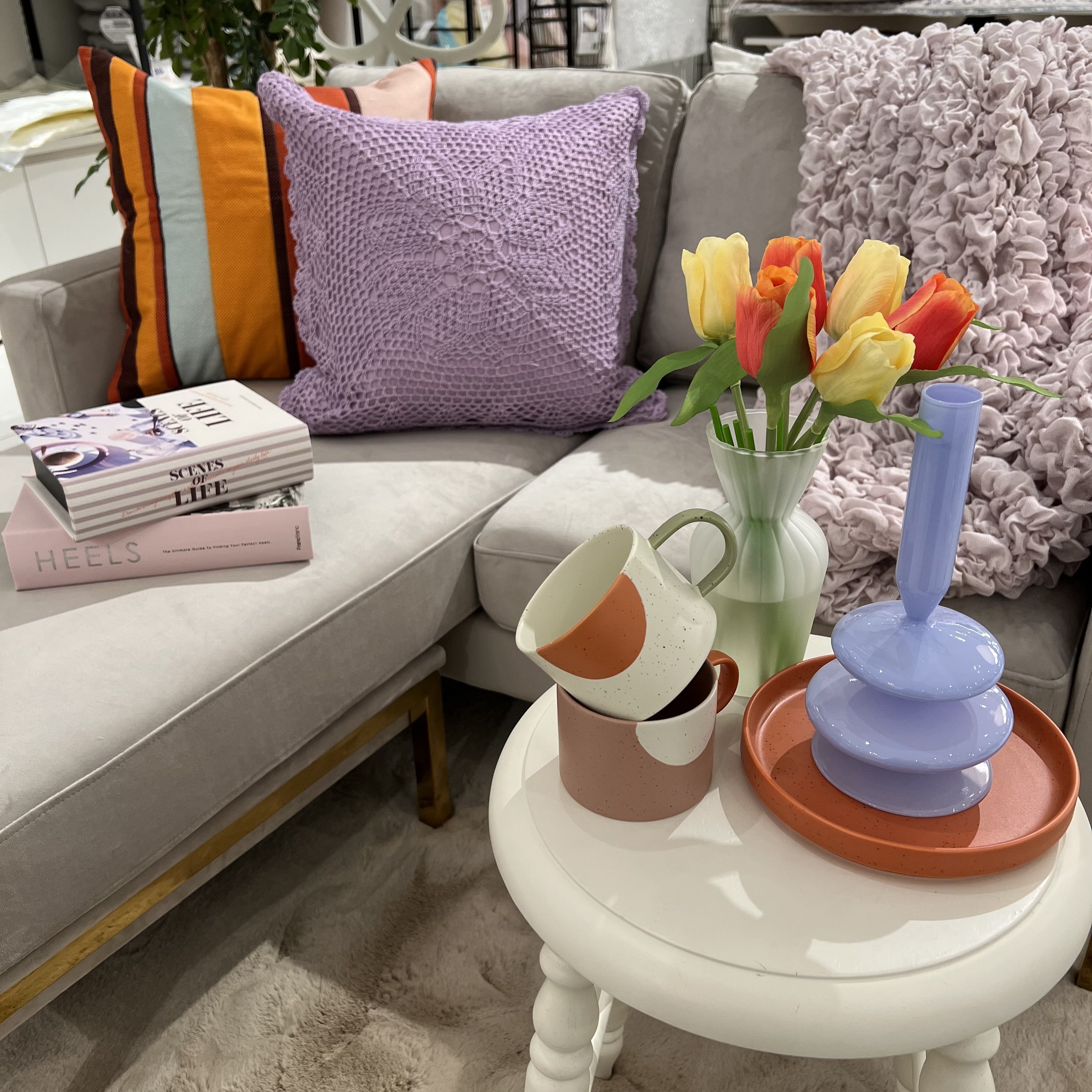 チューリップのフレグランスの香りが広がるレトロ感溢れる