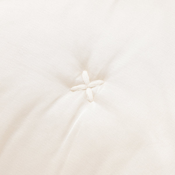 シャイニークロスキルト クッションカバー 450×450 アイボリー（B-081）