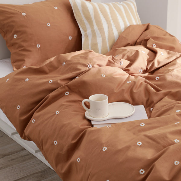 デイジーエンブロイダリー 掛け布団カバー セミダブル ベージュ