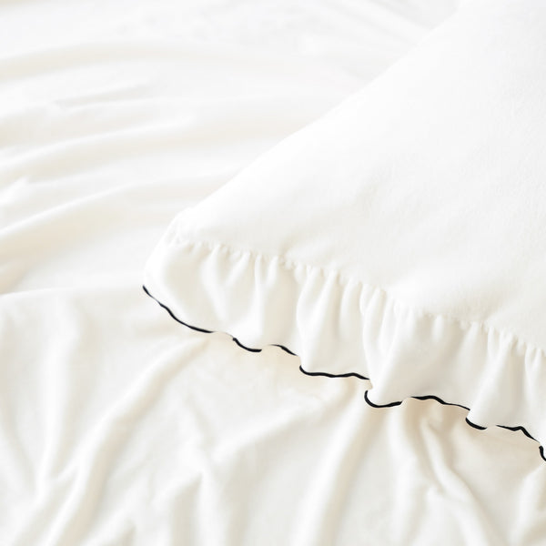 布団・毛布 WARMY ARGAN OIL FRILL COMFORTER オンラインショップ限定】WARMY アルガンオイル加工 フリル