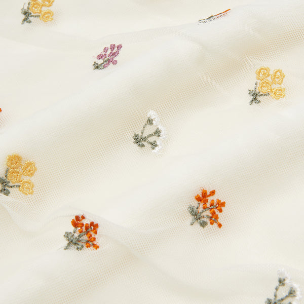 チュールエンブロイダリー スロー（ひざ掛け） 1400×1000 アイボリー