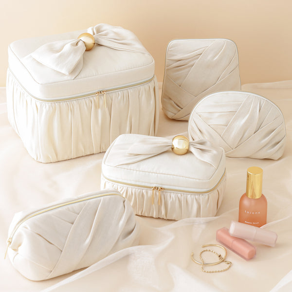 パールブロッサム バニティポーチ S アイボリー | Francfranc（フラン