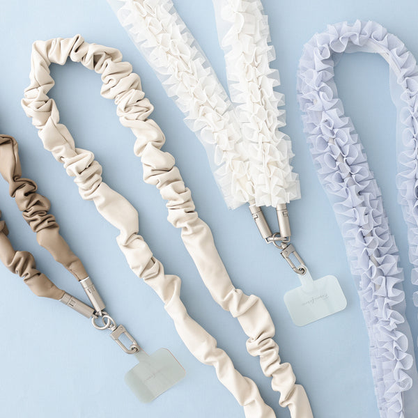 スマホストラップになるUSBケーブル アイボリー