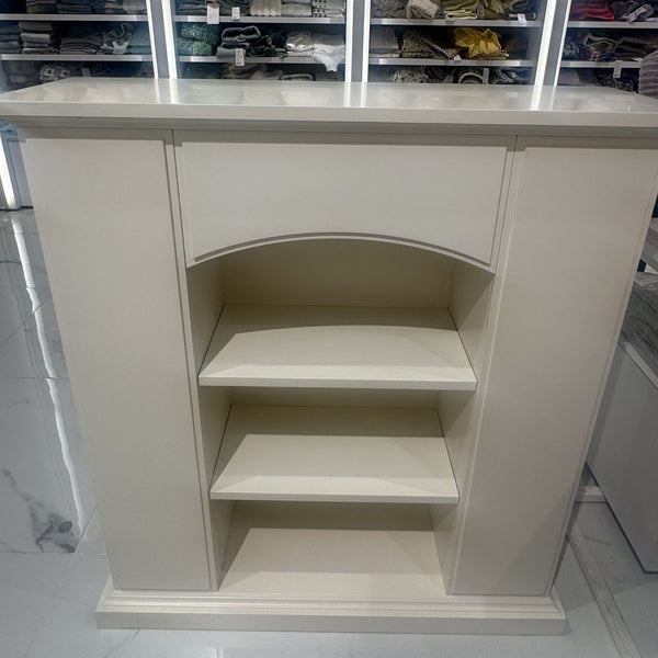 展示品】マントルピース型シェルフ M ホワイト_イオンモール茨木店