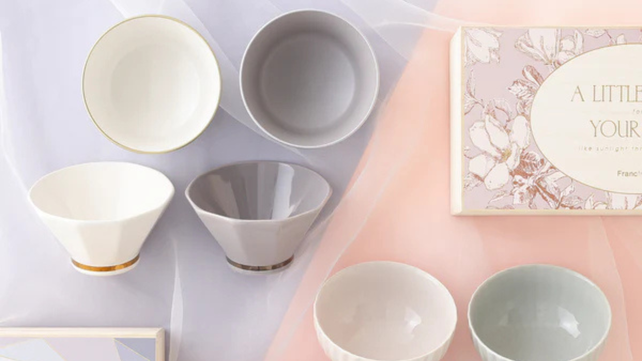 桐箱に入った高級感あふれるペアギフトセットです。毎日使えるものだからこそ、ご結婚のお祝いなど、大切な方への特別な贈り物にぴったりのアイテムです。